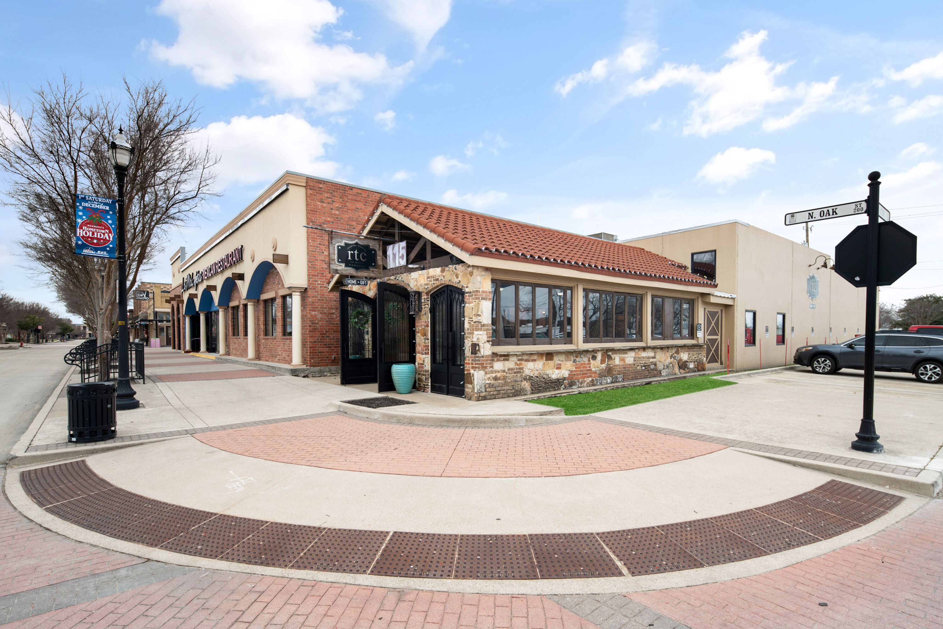 Artificial grass services in Roanoke, TX